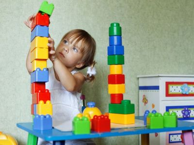 Μην εγκαταλείπετε τα παραδοσιακά παιχνίδια με το παιδί σας