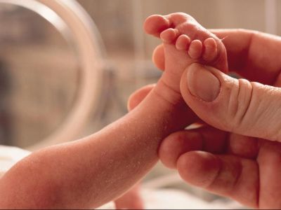 Η συγνώμη μία μαμάς στα πρόωρα δίδυμα της, είναι ο, τι πιο συγκινητικό έχουμε διαβάσει