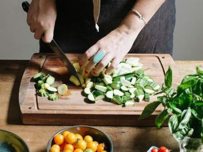 Τροφές για γονιμότητα: 5 τροφές που δεν πρέπει να λείπουν από διατροφολόγιό σας