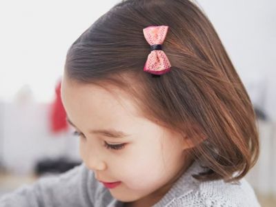 Πρωτότυπα παιδικά τσιμπιδάκια για κορίτσια: Μάθετε πού θα τα βρείτε και πόσο κοστίζουν