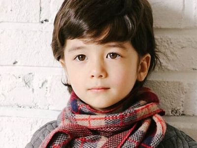 Ζεστό ριγέ κασκόλ για τα αντράκια σας!