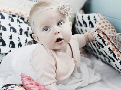 Μαξιλαράκι παιχνίδι: Ηρεμεί και νανουρίζει τα παιδιά