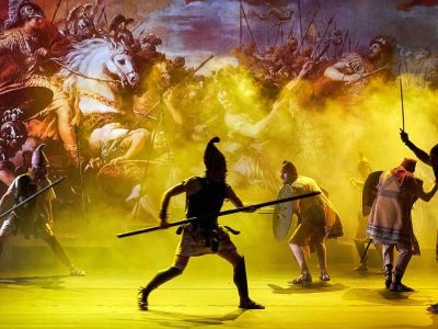 «Μέγας Αλέξανδρος» στο «ΘΕΑΤΡΟΝ»: Παράταση παραστάσεων μέχρι και την Κυριακή των Βαΐων