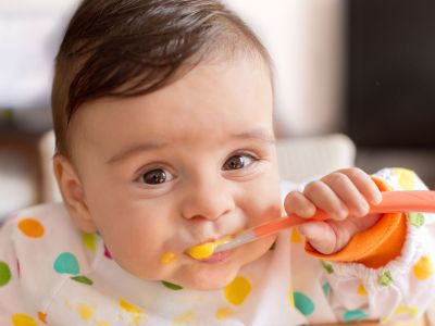 Διατροφή και ανάπτυξη μωρού: Πρέπει πιέζουμε το παιδί να φάει ή όχι;