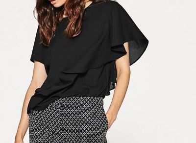 Μαύρο κοντομάνικο τοπ: Από τα βασικά κομμάτια της γυναικείας γκαρνταρόμπας