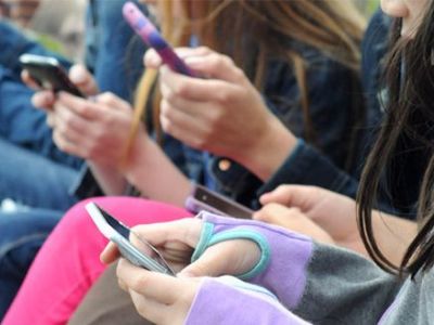 Η τρομακτική αλήθεια για την επιρροή της τεχνολογίας στα παιδιά, σύμφωνα με έρευνα του Χάρβαρντ