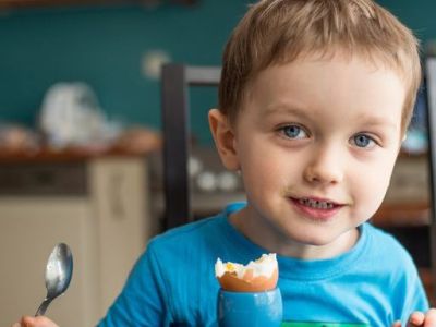 Πόσα αυγά επιτρέπεται να τρώνε τα παιδιά;