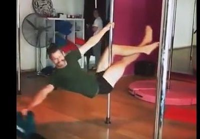 Όταν οι μπαμπάδες αφήνουν άφωνα τα παιδιά με τα καμώματά τους (video)