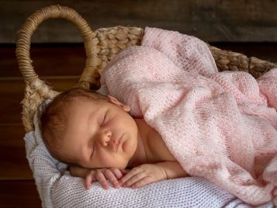 Μωρό 4 μηνών: Όλα όσα κάνει ένα μωρό αυτό το μήνα