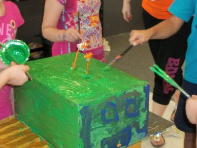 Ελληνικός Κόσμος: Εκπαιδευτικά προγράμματα  Μαρτίου 2018