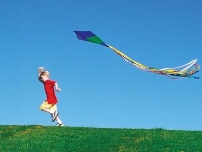 Δείτε πώς θα φτιάξετε το δικό σας χαρταετό. Και αμόλα καλούμπα! (video)