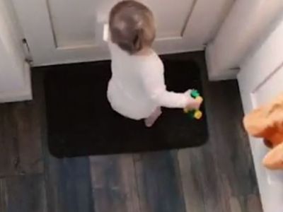 Μπαμπάς ανακαλύπτει ποιος εξαφανίζει τα πράγματα του σπιτιού (video)