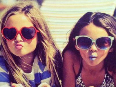 Η αδερφή σας, σας κάνει καλύτερη ως άνθρωπο, συμφωνείτε;