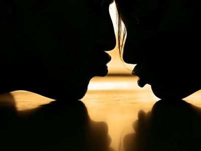 Οι καλύτερες στάσεις του σεξ που μπορείτε να δοκιμάσετε μετά τον τοκετό (pics)