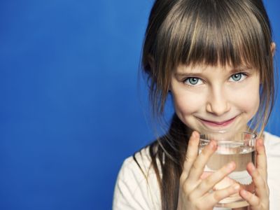 Παγκόσμια Ημέρα Νερού: Πόσο νερό χρειάζεται ένα παιδί την ημέρα;