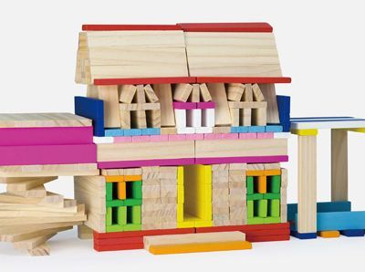 Ξύλινα τουβλάκια για παιδιά που φαντάζονται και δημιουργούν