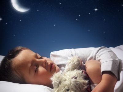 Πώς να βοηθήσετε το παιδί σας να έχει έναν ήρεμο ύπνο