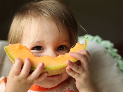 Πότε ένα μωρό μπορεί να φάει πεπόνι;