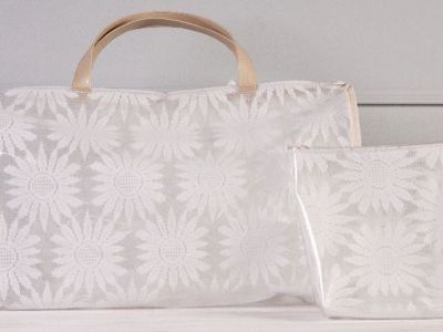 Πρωτότυπη ιδέα για βάφτιση: Διάφανος σάκος για τα βαφτιστικά