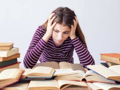 Εφηβεία και άγχος εξετάσεων - Πώς να βοηθήσουμε τους εφήβους;
