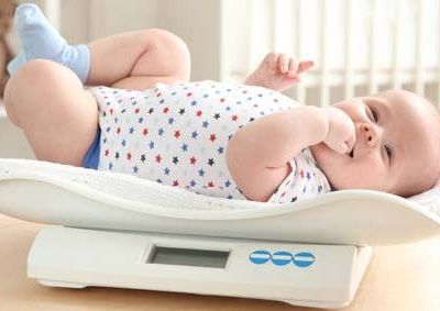 Βάρος μωρού: Τι είναι φυσιολογικό και τι όχι
