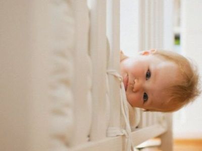 Παιδική αϋπνία: Γιατί δεν μπορεί να κοιμηθεί το παιδί;