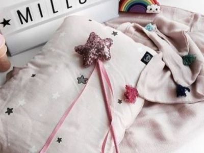 Βρεφικό μαξιλαράκι ύπνου με μεταξένια υφή