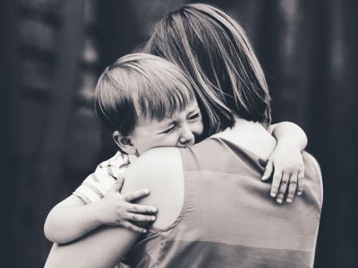 Αισθητηριακές διαταραχές σε παιδιά: Τι είναι και πώς τις αντιλαμβανόμαστε στη νηπιακή ηλικία;