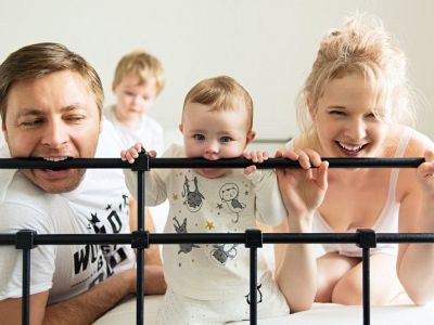 Πώς θα καταλάβετε ότι το μωρό σας βγάζει το πρώτο του δοντάκι