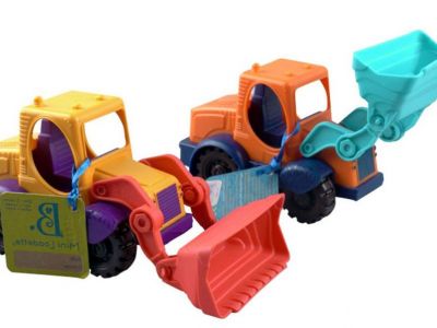 Mίνι εκσκαφέας για πολλά παιχνίδια στην παραλία