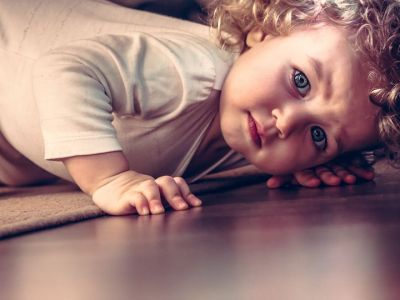 Πώς θα μάθετε στα παιδιά σας να αντιμετωπίζουν τους φόβους τους