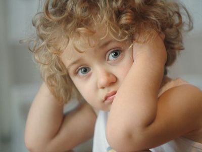 Πώς νιώθει το παιδί άραγε όταν του βάζετε τις φωνές;