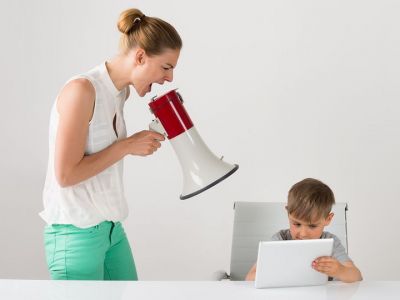 Πώς να φωνάζουμε λιγότερο στα παιδιά μας