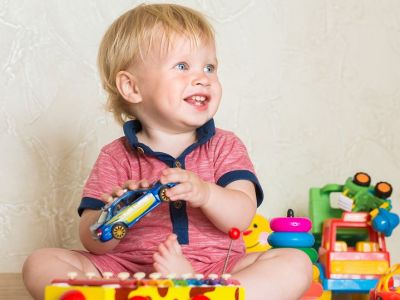 Αυτισμός και κοινωνική επικοινωνία: Τι πρέπει να προσέξουν οι γονείς στα βρέφη & τα νήπια 9-18 μηνών