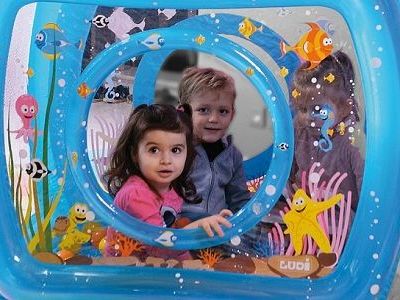 Έχετε δει ωραιότερο παιχνίδι-σκηνή για παιδιά;