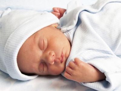 Μωρό με χαμηλό βάρος:  Αίτια και πιθανές επιπτώσεις στην ανάπτυξή του