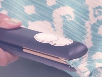 DIY: Φτιάξτε μαξιλαροθήκες με την πρέσα των μαλλιών σας (vid)