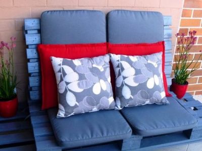 DIY: Οι πιο όμορφες και καλοκαιρινές ιδέες διακόσμησης μόνο από παλέτες!