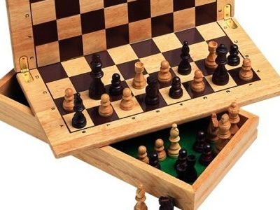 Σκάκι με σπαστή σκακιέρα: Ιδανικό και για την παραλία