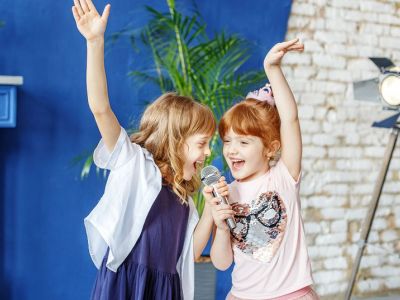 H απόλυτη τραγουδιστική μονομαχία για τα παιδιά και όχι μόνο