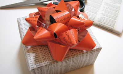 Φτιάξτε διακοσμητικά δώρων από περιοδικά (vid)