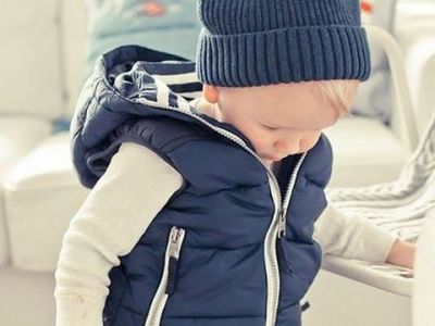 Αμάνικο παιδικό μπουφάν με κουκούλα - Κατάλληλο για όλες τις εποχές