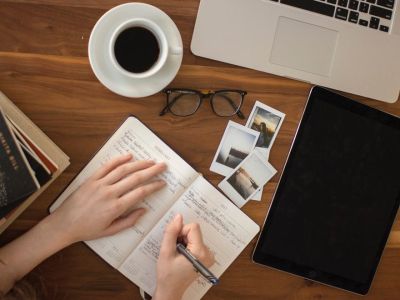 Πέντε ιδέες DIY για την τέλεια οργάνωση στο γραφείο σου