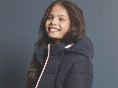 Μπουφάν Μπλε για κορίτσια με ροζ φερμουάρ κάτω από 35 ευρώ