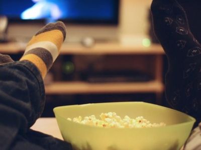 Πέντε σειρές που κάθε φοιτητής πρέπει να δει!