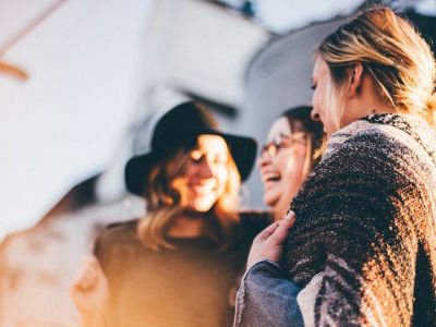 Τρεις εμπειρίες που πρέπει να ζήσεις με τη φοιτητική σου παρέα