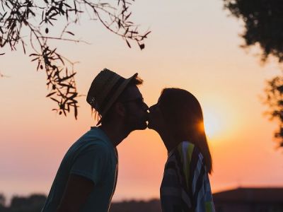 Πρακτικές συμβουλές για ασφαλές και υγιές σεξ, σωματικά και ψυχικά