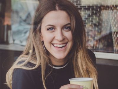 9 οφέλη που θα χαρίσεις στον οργανισμό σου αν πιείς νερό με μέλι