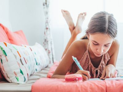 Τι πρέπει να πει μια μαμά στην έφηβη κόρη της για το σεξ;