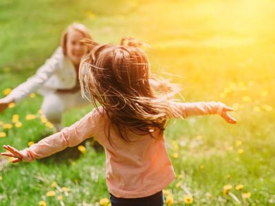 Βόλτα με το παιδί: Γιατί είναι τόσο σημαντική;